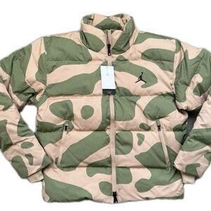 Jordan Men’s “ Flight Heritage” Puffer Jacket Size XL Brand New Retail $325
